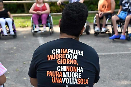 Vergogna a Torino: rubata la sedia a rotelle di un uomo disabile