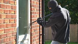 Furti d’appartamento: sgominate due bande criminali
