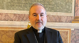 Monsignor Salera sbarca a Ivrea: traffico bloccato e maxischermi per il nuovo vescovo