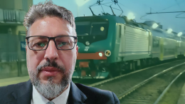 Bloccato sul binario sbagliato: Pasquale, disabile, lasciato a terra dal treno