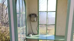 Vergogna a Barone Canavese: profanato il Telefono del Vento, rubati i sentimenti di chi soffre