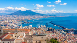 Napoli più calda del Cairo e di Riyad: l’inferno climatico è già qui