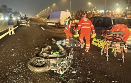 Grave incidente sulla tangenziale di Torino: due motociclisti in ospedale, uno in codice rosso

