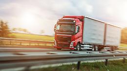 Camion perde carico di argilla sulla tangenziale di Torino: traffico in tilt e disagi per gli automobilisti