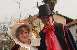Ceretti in festa: il Carnevale invade la piazza tra colori, carri e tradizione