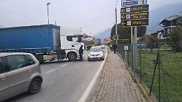 Statale 26 bloccata a Borgofranco: traffico paralizzato, l’appello del sindaco