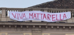 Un lenzuolo per Sergio Mattarella