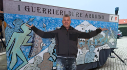 L'Arte che unisce: I Guerrieri di Re Arduino, un carro all'insegna della solidarietà