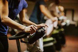 Tragedia in palestra: uomo muore durante una lezione di spinning