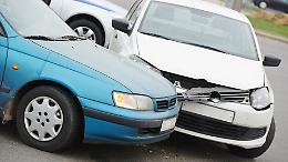 Incidente sulla Provinciale 460: maxi tamponamento, traffico in tilt e feriti