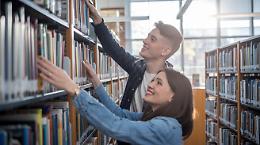 Boom di prestiti e iscritti. Una biblioteca del torinese rilancia la lettura tra i giovani