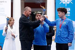 La Fiamma degli Special Olympics brucia di speranza: da Atene a Torino, il fuoco dell’inclusione arriva in Italia