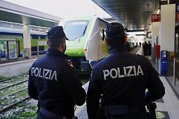 Resistenza e botte sul treno: paura alla stazione di Chivasso