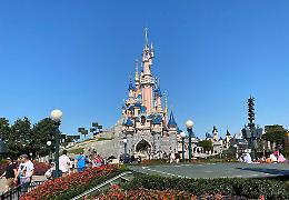 Doveva essere la Disneyland del Canavese...