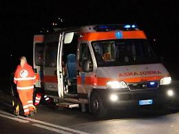 Investita da un'auto è morta. Colpa dell'illuminazione?
