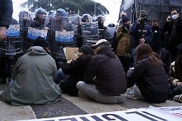 Vernice contro la Leonardo: protesta dell’8 marzo contro l’industria bellica