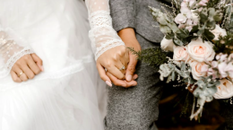 Matrimonio interrotto: espulsa prima delle nozze con un ultraottantenne