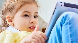 Il ministro dell'Istruzione tuona: "Disintossichiamo i nostri bambini!"