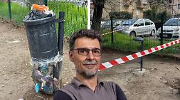 Rimosso il cestino pericoloso. Il Comune sostituirà i vecchi bidoni fonte di degrado