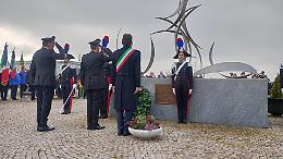 Una targa per non dimenticare: Volpiano rende omaggio ai Carabinieri vittime dell’incidente aereo