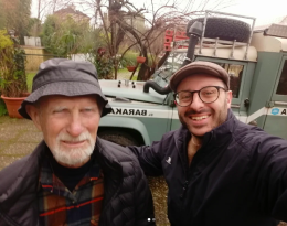 Il leggendario Vittorio Parigi e il suo Land Rover "El Baraka 5" fanno tappa a Levone