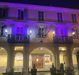 Giornata del Fiocchetto Lilla: il Municipio si illumina per dare voce ai disturbi alimentari