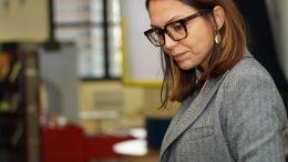 Sui Data Center la sindaca non ha studiato e ha sparato tante "sciocchezze". Lo dice un quasi "Premio Nobel". Che figuraccia!