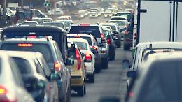 Mattinata di caos sulla Tangenziale Nord: traffico in tilt e due feriti