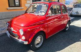 Auto d’epoca, convivialità e territorio: la magia del raduno in 500