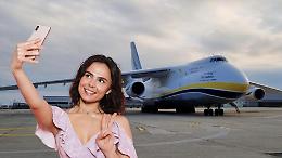 L’Antonov An-124 torna a Caselle: lo spettacolo del gigante che incanta i cieli e fa paura