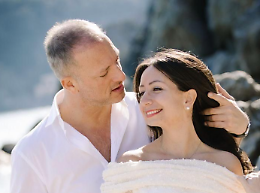 Scopel lascia il Pd, Katia è già in abito da sposa. A Settimo è guerra di lunghi coltelli
