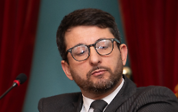 Spitale show su Facebook