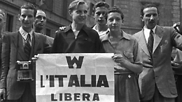 Bollengo celebra la Liberazione: fiaccolata, memoria e una pergamena per i sindaci