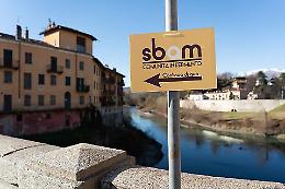 Ivrea si risveglia tra draghi, botteghe e magia: il sogno di SBAM prende vita nel centro storico
