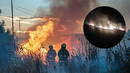 Fiamme sul cavalcavia: paura a Borgofranco (FOTO)