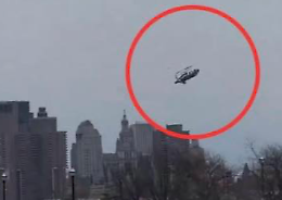 Elicottero precipita nell’Hudson: muore intera famiglia spagnola in volo turistico a New York