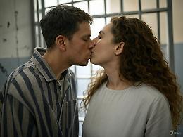 Affettività in carcere, scoppia la polemica: “Non sono stanze dell’amore, ma celle del disonore”
