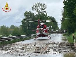 Allerta maltempo, il ponte di Chivasso chiuso per piena: traffico bloccato e fiumi in esondazione