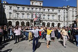 Torino Jazz Festival, la città si accende: la musica invade strade, stazioni e teatri