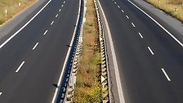 Dopo l’esondazione, l’autostrada riapre: si torna a viaggiare tra Ivrea e Scarmagno