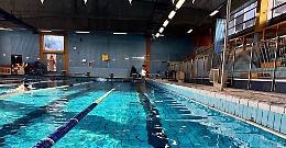 Ivrea si mobilita per salvare la piscina comunale: già oltre 300 firme contro la chiusura