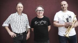 Kind of Vasco, il rock di Vasco Rossi si veste di jazz: ad Asti un concerto unico tra tromba, piano e percussioni