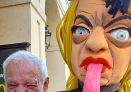 Bruciate le bandiere. Fantocci di Meloni, Trump e Vespa in corteo: il Primo Maggio infiamma Torino