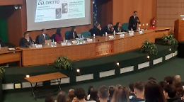 Il rovescio del diritto. Gli studenti del D’Oria dentro l’aula del tribunale, a lezione di giustizia vera