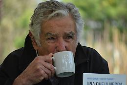 Mujica verrà seppellito insieme alla sua cagnetta