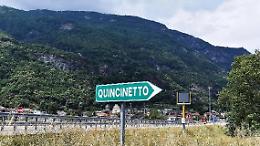 Quincinetto, la frana infinita. Viabilità in bilico, vallo pronto a ottobre ma il rischio resta