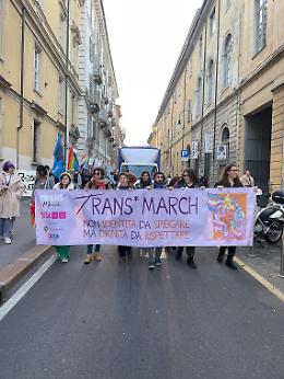 Protesta transfemminista a Torino: bloccata via Cavour