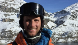 Tragedia sul Monte Bianco, scivola durante una discesa estrema: muore scialpinista 31enne del Torinese