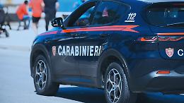 Tragedia sfiorata a Torino: uomo si arrampica su un ponteggio e minaccia di buttarsi