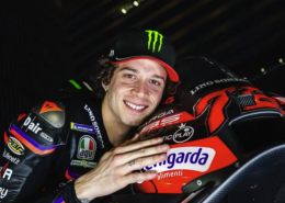 Caschi per il Cuore: Marco Bezzecchi e i piloti della MotoGP al fianco dei piccoli pazienti del Regina Margherita